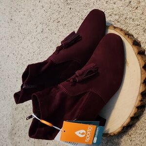 Sporto Samantha Burgandy Thermolite Waterproof Suese Leather Heeled Boots Sz 6.5